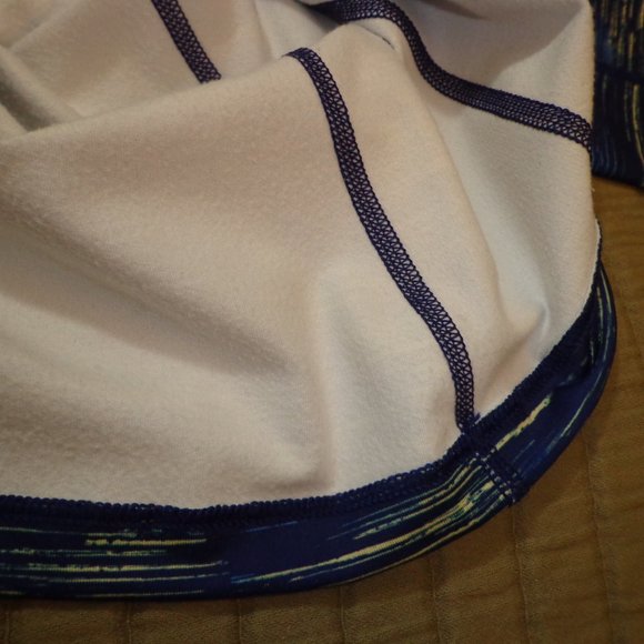 New Under Armour Wm's Coldgear Cozy Printed 1/2 Zip Shirt S - Picture 10 of 14